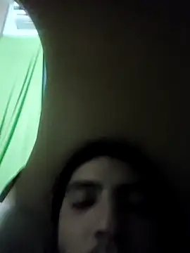 kleineid77 online show from September 13, 2025, 6:40 pm