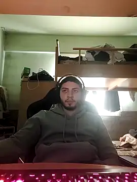 kleineid77 online show from March 22, 2026, 2:31 pm