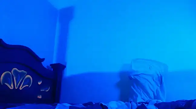 Snapshot of isaaclatino chatting on December 2, 2024, 6:30 am isaaclatino online show from December 2, 2024, 6:30 am