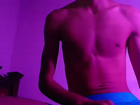 Snapshot of isaaclatino chatting on January 13, 2025, 3:56 am isaaclatino online show from January 13, 2025, 3:56 am