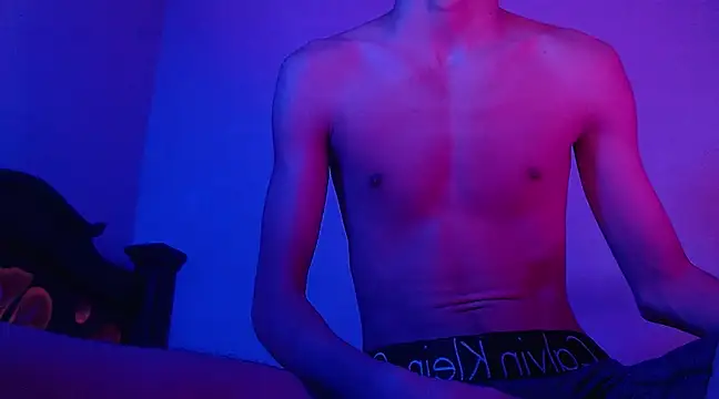 Snapshot of isaaclatino chatting on January 25, 2025, 4:56 am isaaclatino online show from January 25, 2025, 4:56 am