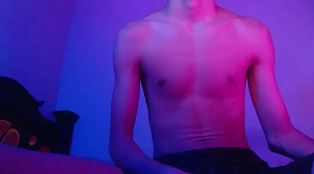 Snapshot of isaaclatino chatting on January 26, 2025, 6:28 am isaaclatino online show from January 26, 2025, 6:28 am