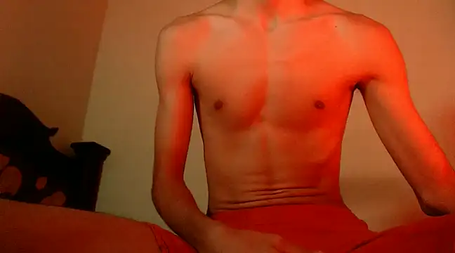 Snapshot of isaaclatino chatting on March 19, 2025, 8:01 am isaaclatino online show from March 19, 2025, 8:01 am