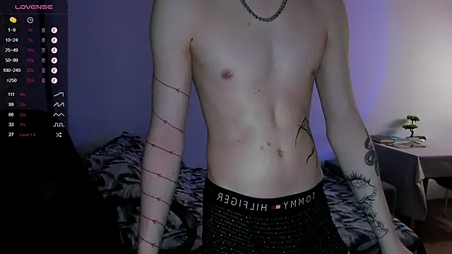 Alex silents online show from February 5, 2025, 1:44 pm