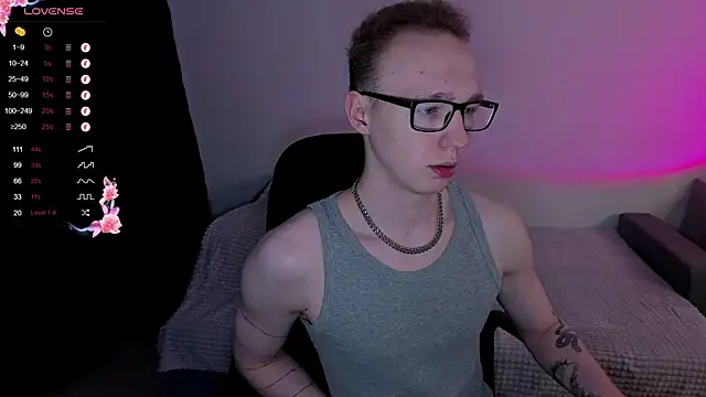 Alex silents online show from September 19, 2025, 12:06 pm