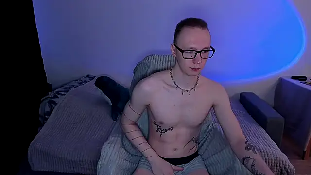 Alex silents online show from October 14, 2025, 1:01 pm