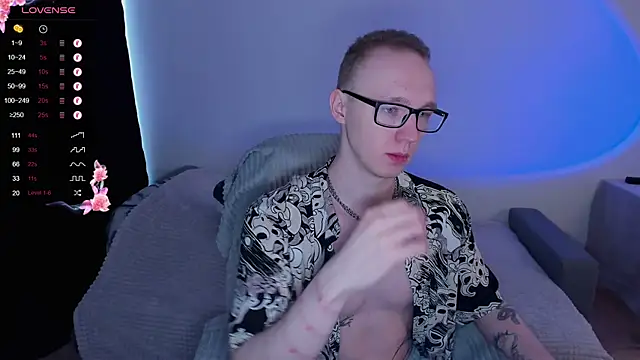 Alex silents online show from October 20, 2025, 7:42 am