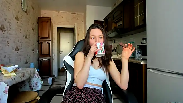 Adela Vetta online show from February 27, 2025, 11:10 am