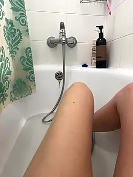 Adela Vetta online show from December 21, 2025, 5:58 am