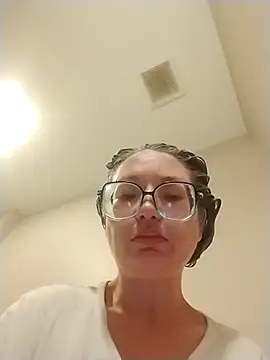 Snapshot of xWhoreAbleX_Pika chatting on October 31, 2025, 4:30 pm xWhoreAbleX Pika online show from October 31, 2025, 4:30 pm