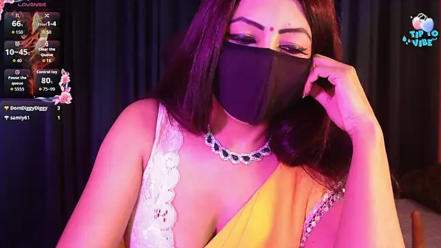 Snapshot of Aashiya- chatting on May 1, 2026, 12:59 am Aashiya- online show from May 1, 2026, 12:59 am