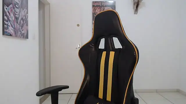 CrisBathoryxxx online show from March 15, 2025, 12:58 am