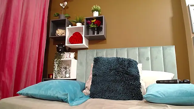 RebecaBlackx online show from February 12, 2025, 4:54 am