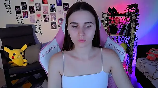 AliceCharmy online show from December 6, 2024, 1:22 pm