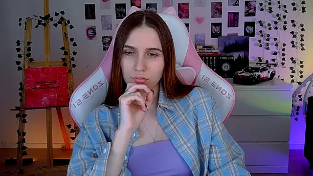 AliceCharmy online show from September 14, 2025, 11:09 am