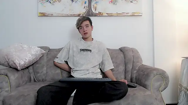 bunny maxi online show from January 17, 2025, 3:53 pm