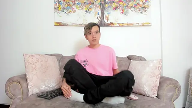 bunny maxi online show from March 4, 2025, 12:33 pm