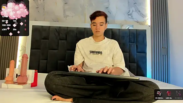 bunny maxi online show from October 24, 2025, 12:34 pm