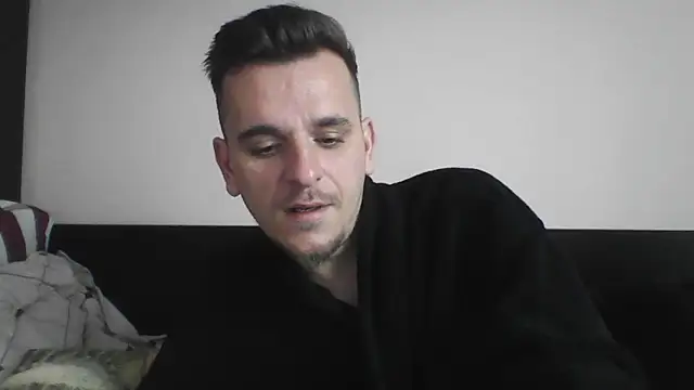 Huge cock22cm online show from March 23, 2025, 8:59 am