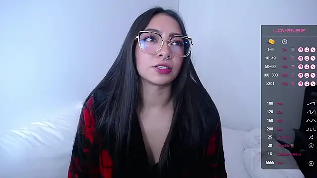 megan bluee23 online show from February 13, 2025, 5:22 pm