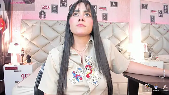 Snapshot of Brenda_Garcia chatting on October 16, 2025, 8:10 pm Brenda Garcia online show from October 16, 2025, 8:10 pm