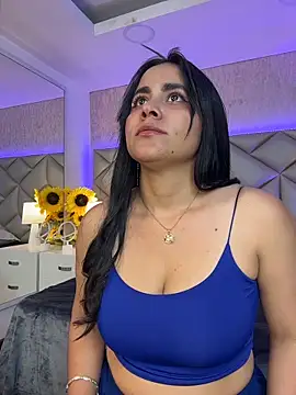 Brenda Garcia online show from December 18, 2025, 8:26 pm