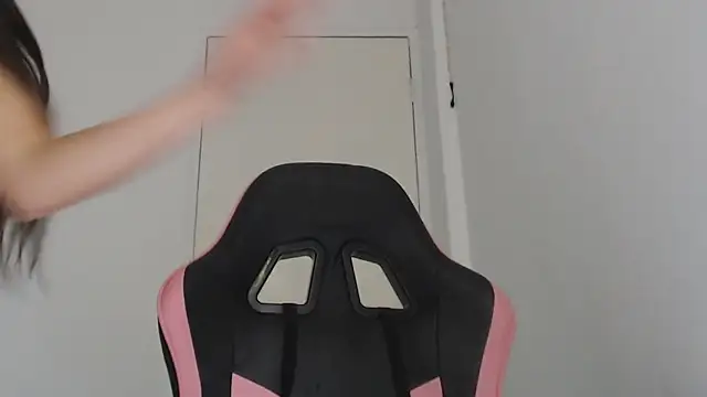 Emily Guerra1 online show from February 27, 2025, 3:15 pm