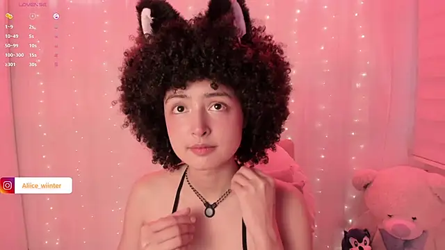 Alice winter  online show from October 8, 2025, 6:16 pm