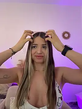 Ashleyjenner  online show from April 11, 2026, 3:16 pm