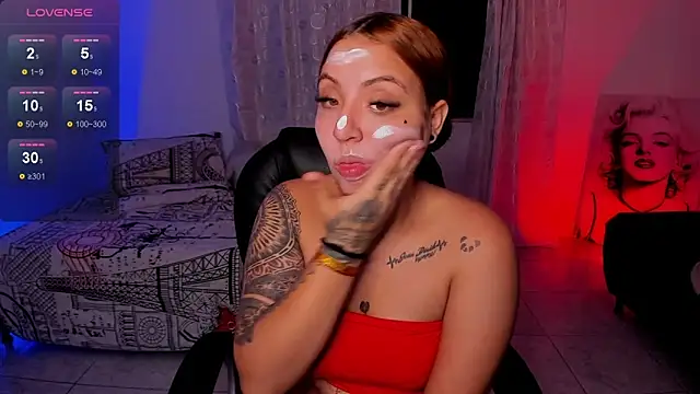 KetziaDoll online show from October 9, 2025, 3:59 am