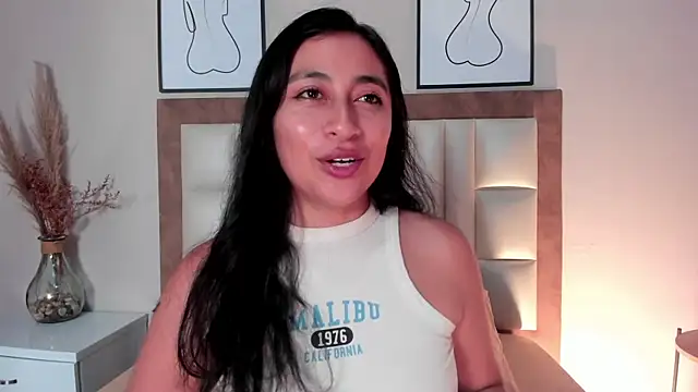 LisaHadwin online show from January 30, 2025, 12:50 am