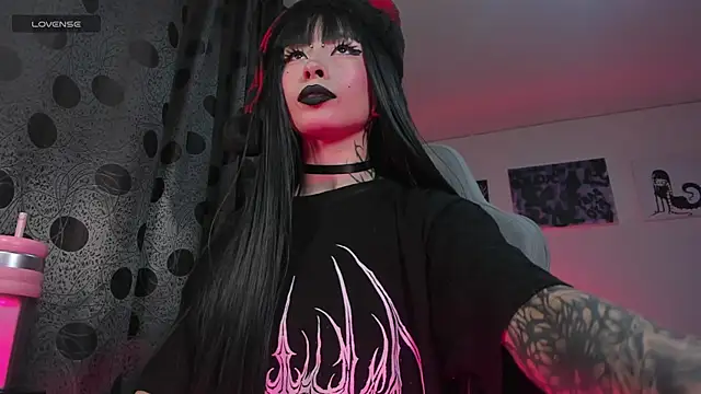 satanbabee online show from December 20, 2025, 12:07 am