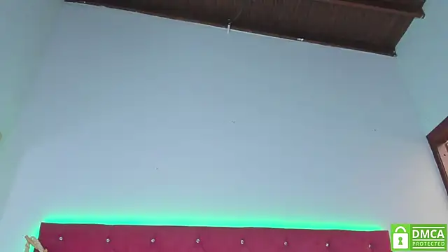 Ruth harvey  online show from February 12, 2025, 2:43 pm