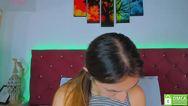 Ruth harvey  online show from September 17, 2025, 1:02 pm