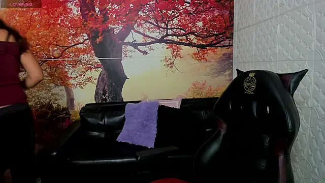 Alessandraa ferri  online show from December 28, 2024, 9:08 pm