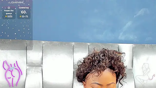 Snapshot of CamilaBenitez chatting on February 28, 2025, 10:28 pm CamilaBenitez online show from February 28, 2025, 10:28 pm