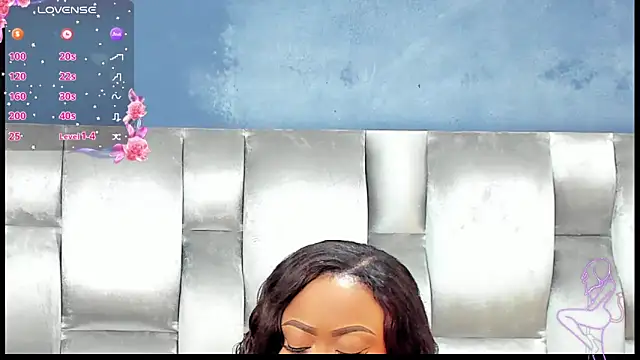 Snapshot of CamilaBenitez chatting on October 21, 2025, 1:56 pm CamilaBenitez online show from October 21, 2025, 1:56 pm