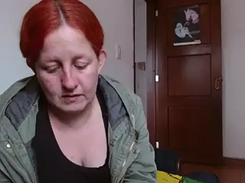 ViioletaMora online show from September 17, 2025, 6:31 pm