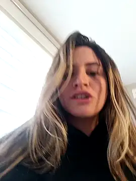 Snapshot of maliciaworld chatting on January 19, 2025, 6:32 pm maliciaworld online show from January 19, 2025, 6:32 pm