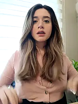 Snapshot of maliciaworld chatting on February 13, 2025, 5:11 pm maliciaworld online show from February 13, 2025, 5:11 pm