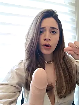 Snapshot of maliciaworld chatting on March 8, 2025, 6:05 pm maliciaworld online show from March 8, 2025, 6:05 pm