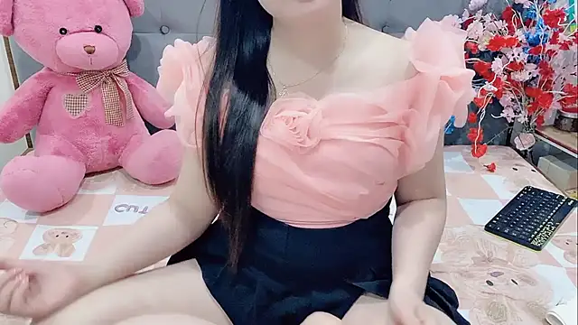 Funikio online show from December 2, 2025, 2:28 am