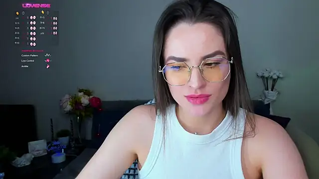 Camilla  one   online show from February 10, 2025, 5:03 am