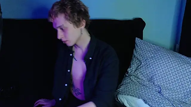 axxxturel online show from December 20, 2024, 9:06 pm