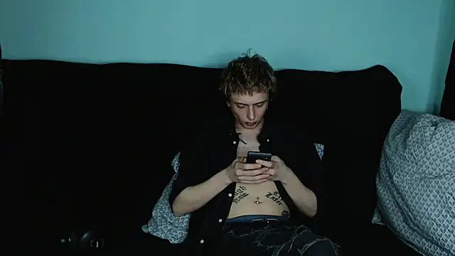 axxxturel online show from January 10, 2025, 7:43 pm