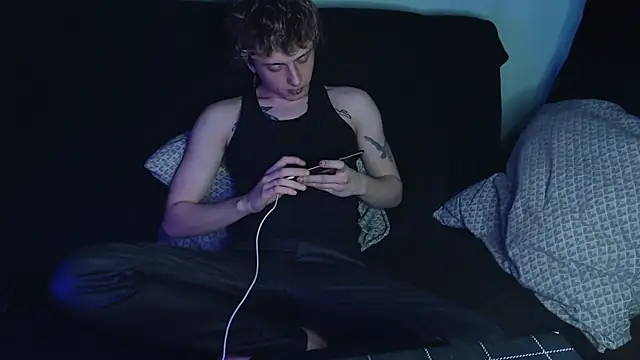 axxxturel online show from March 14, 2025, 5:05 am