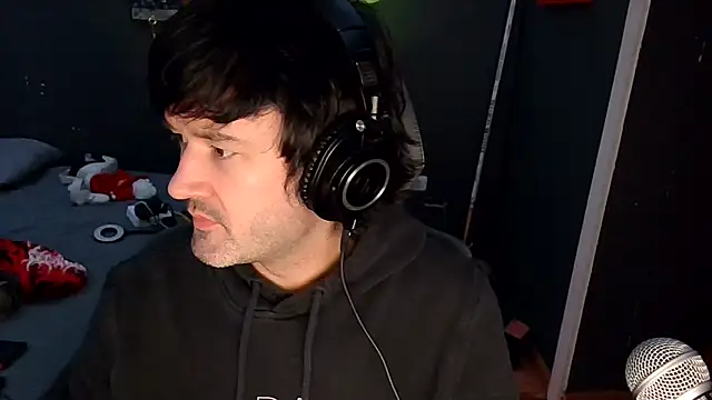 Snapshot of Stix_Zadinia chatting on December 5, 2025, 1:20 pm Stix Zadinia online show from December 5, 2025, 1:20 pm