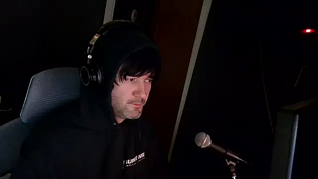 Snapshot of Stix_Zadinia chatting on March 20, 2026, 3:44 am Stix Zadinia online show from March 20, 2026, 3:44 am