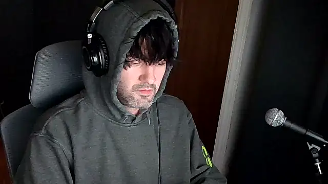 Snapshot of Stix_Zadinia chatting on March 23, 2026, 2:15 am Stix Zadinia online show from March 23, 2026, 2:15 am