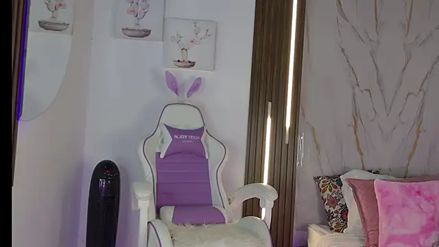 Snapshot of mia_099 chatting on September 13, 2025, 7:13 pm mia 099 online show from September 13, 2025, 7:13 pm